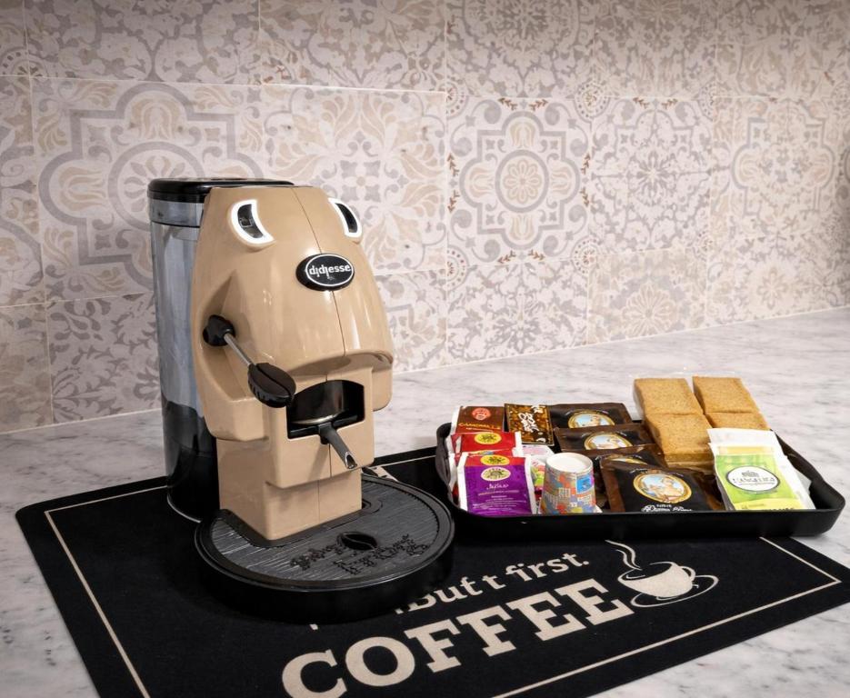 Coffee corner e colazione a Victoria Apartment